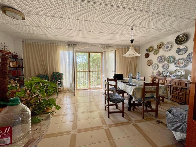 6 bedroom Villa for sale 6 bedroom Villa for sale