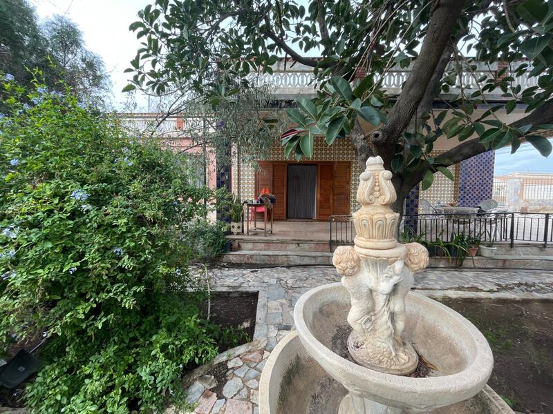 4 bedroom Villa for sale