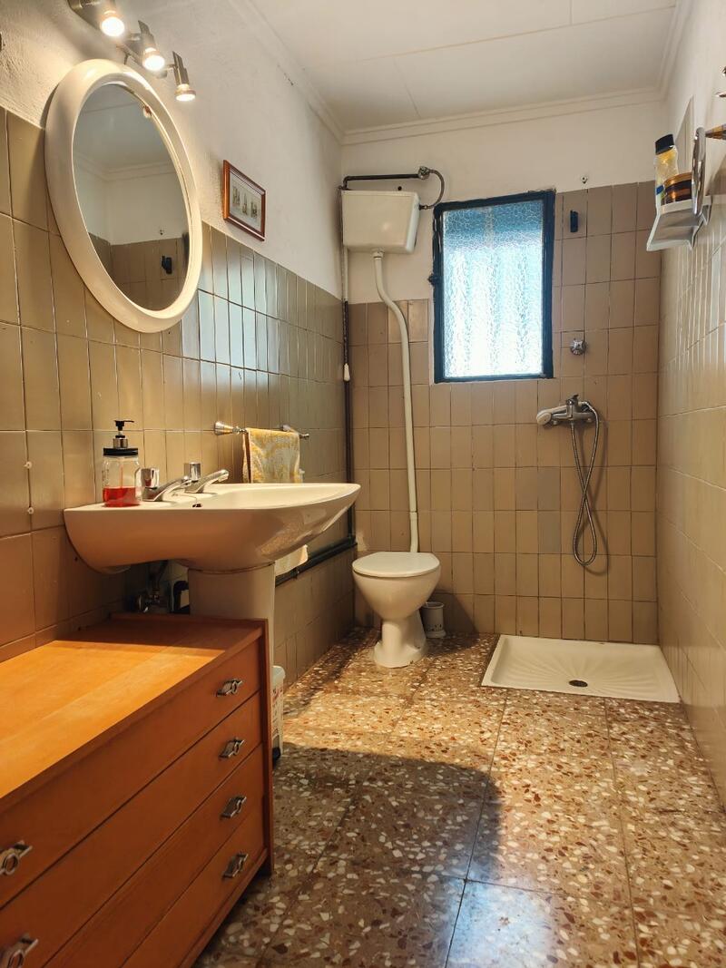 4 bedroom Country House for sale 4 bedroom Country House for sale