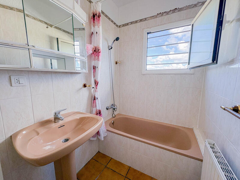 4 Cuarto Villa en venta