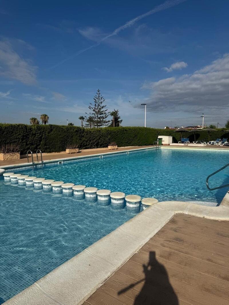 3 slaapkamer Tweezijdig Te koop 3 slaapkamer Tweezijdig Te koop