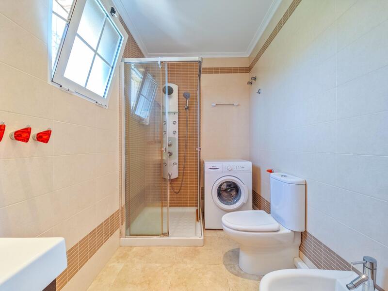 3 slaapkamer Villa Te koop 3 slaapkamer Villa Te koop