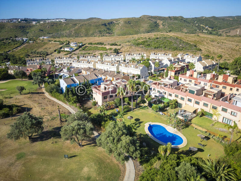 3 bedroom Townhouse for sale