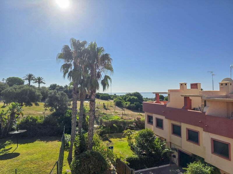 3 bedroom Townhouse for sale