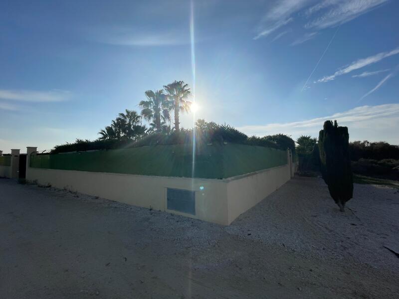 1 bedroom Country House for sale 1 bedroom Country House for sale