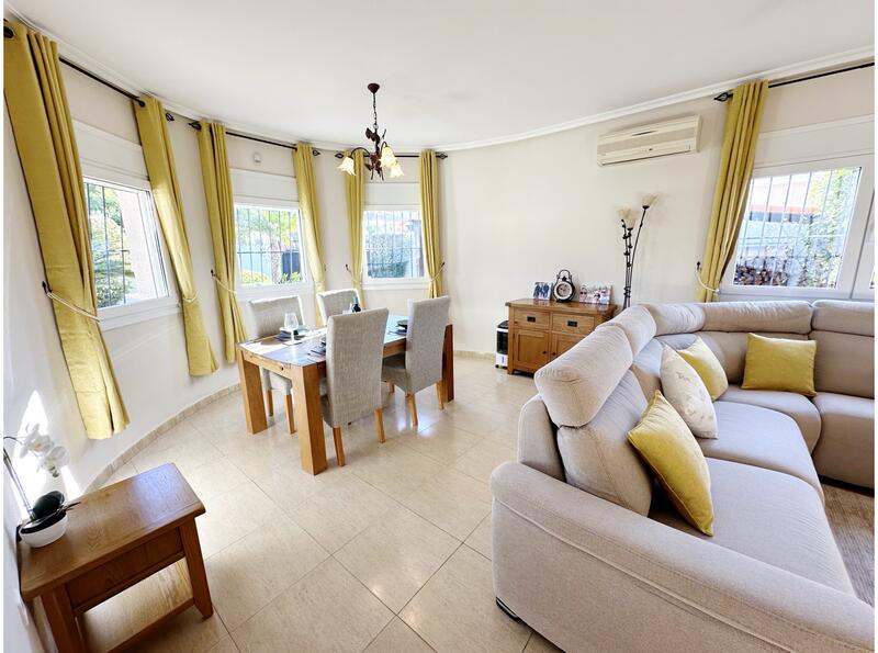 3 bedroom Villa for sale