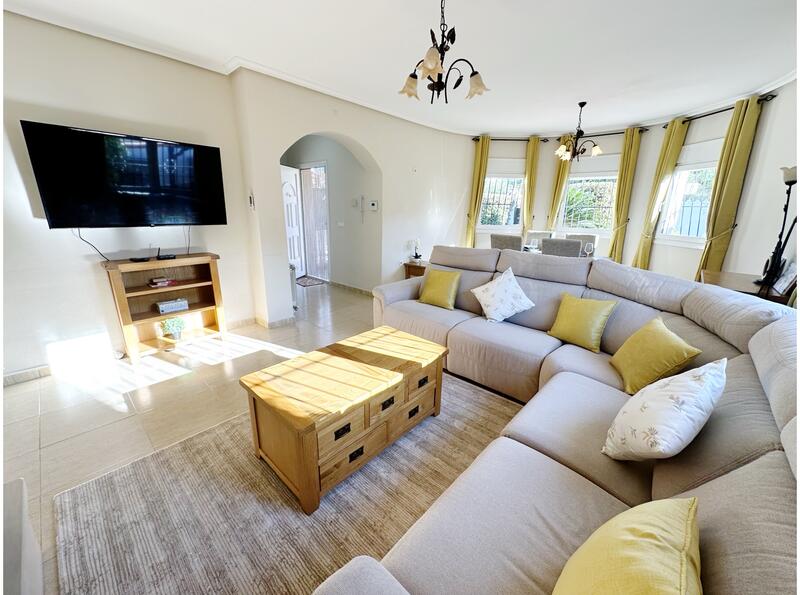 3 bedroom Villa for sale