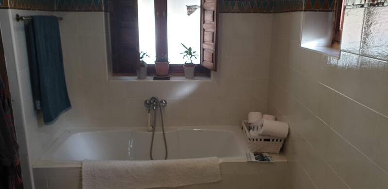 4 спальная комната вилла продается