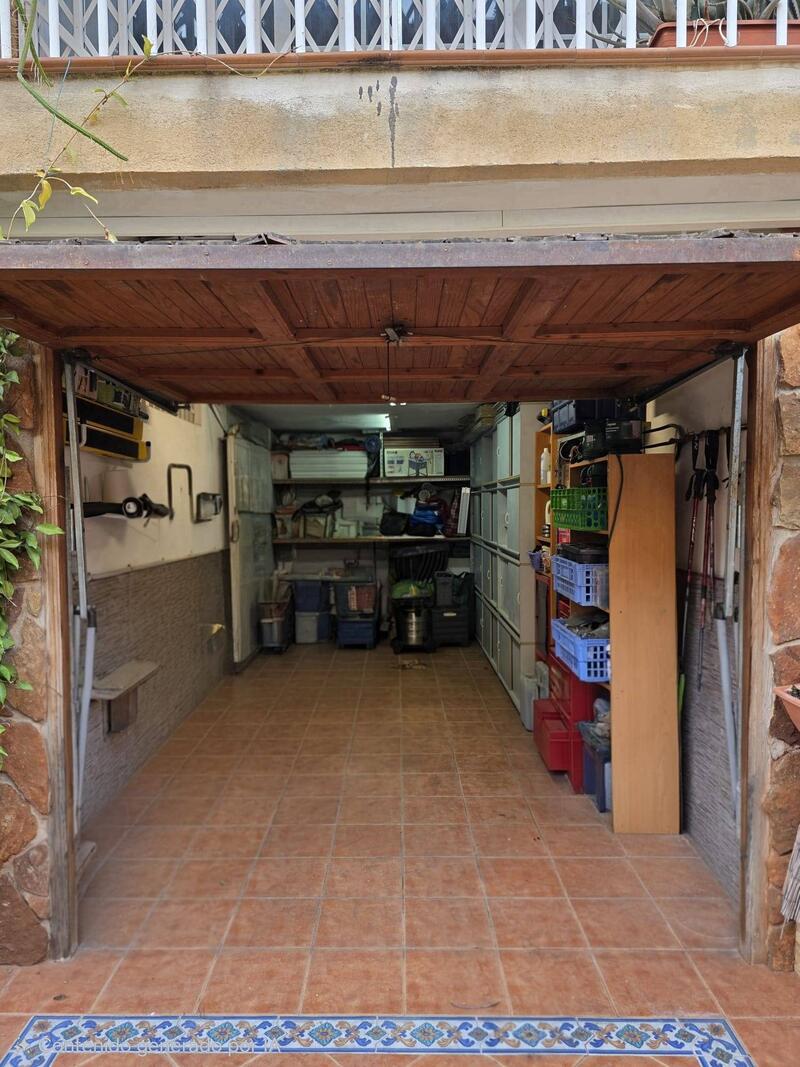 4 bedroom Duplex for sale