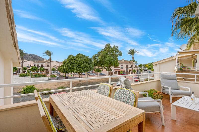 3 slaapkamer Appartement Te koop 3 slaapkamer Appartement Te koop