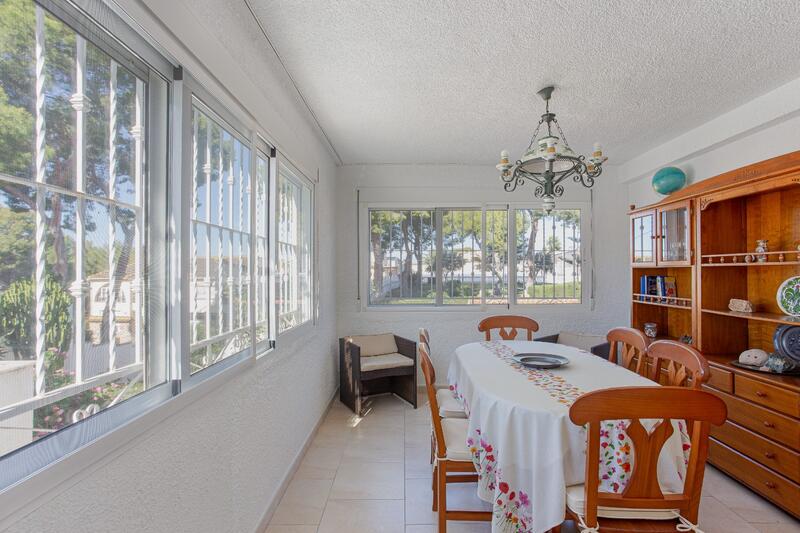 3 slaapkamer Villa Te koop 3 slaapkamer Villa Te koop