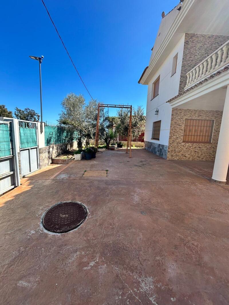 4 slaapkamer Villa Te koop