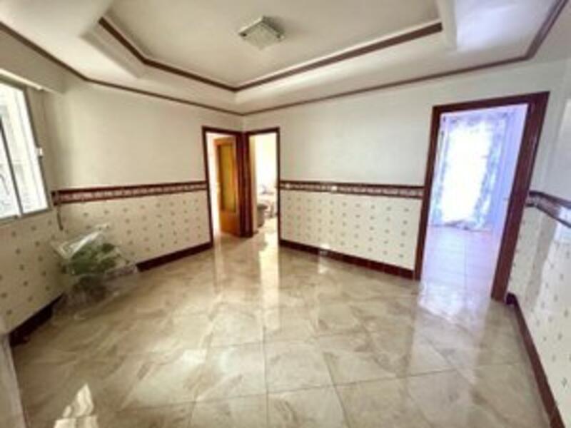 3 bedroom Apartment for sale