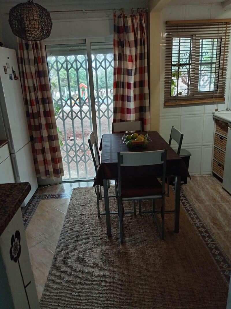 2 bedroom Townhouse for sale 2 bedroom Townhouse for sale