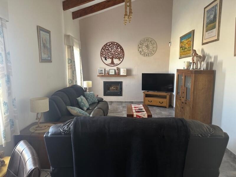 5 bedroom Country House for sale