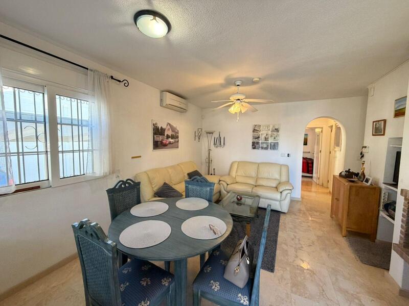 3 bedroom Country House for sale