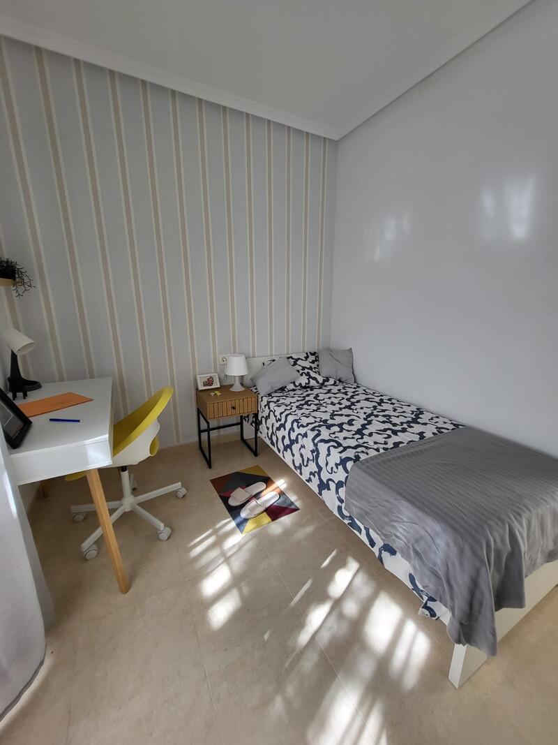 3 bedroom Townhouse for sale