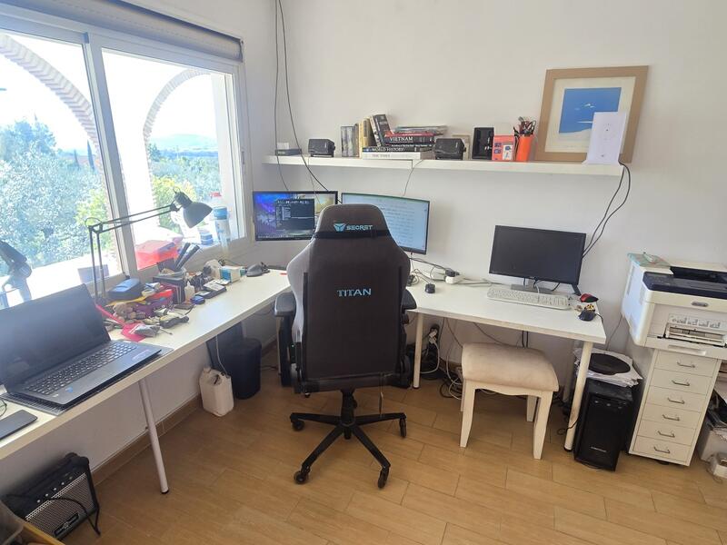 5 bedroom Villa for sale