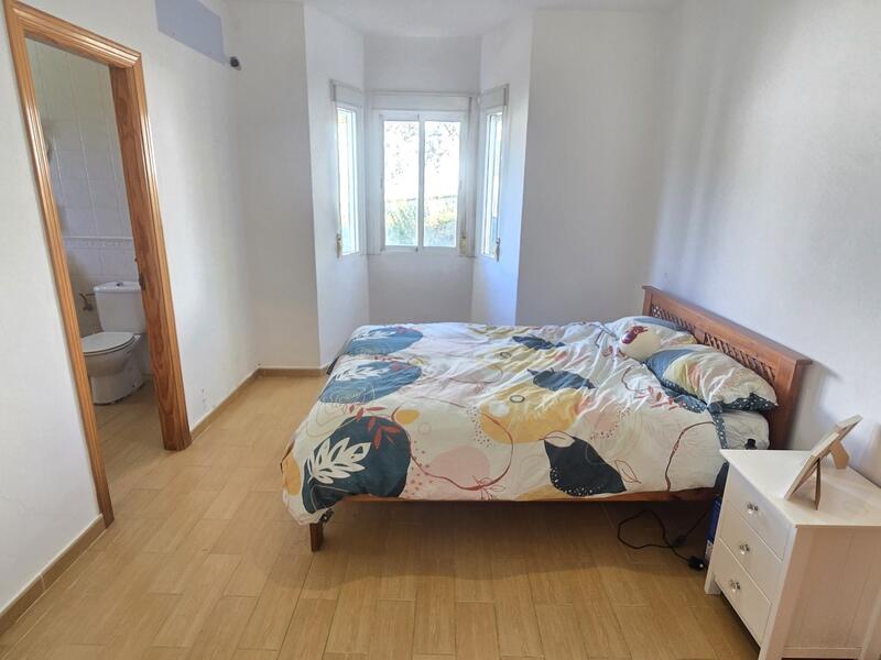 5 bedroom Villa for sale