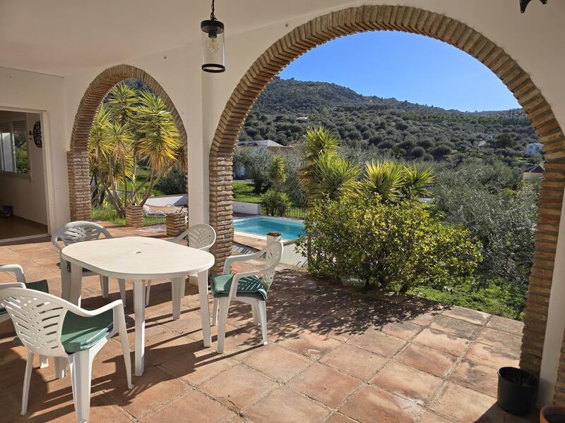 5 bedroom Villa for sale