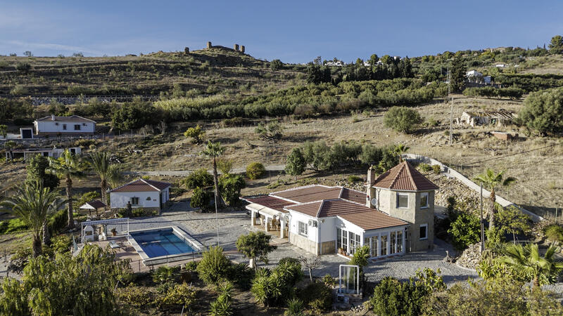 Villa à vendre dans Alcaucin, Málaga Villa à vendre dans Alcaucin, Málaga