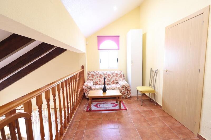 4 спальная комната вилла продается