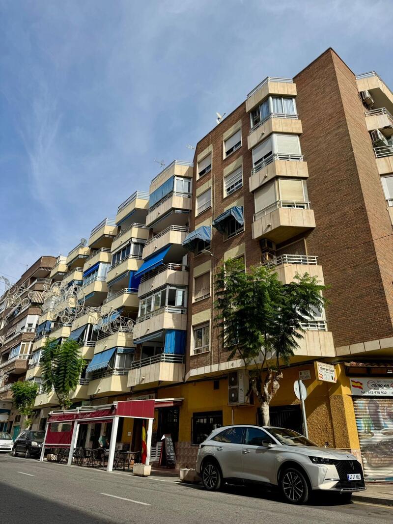 3 bedroom Apartment for sale