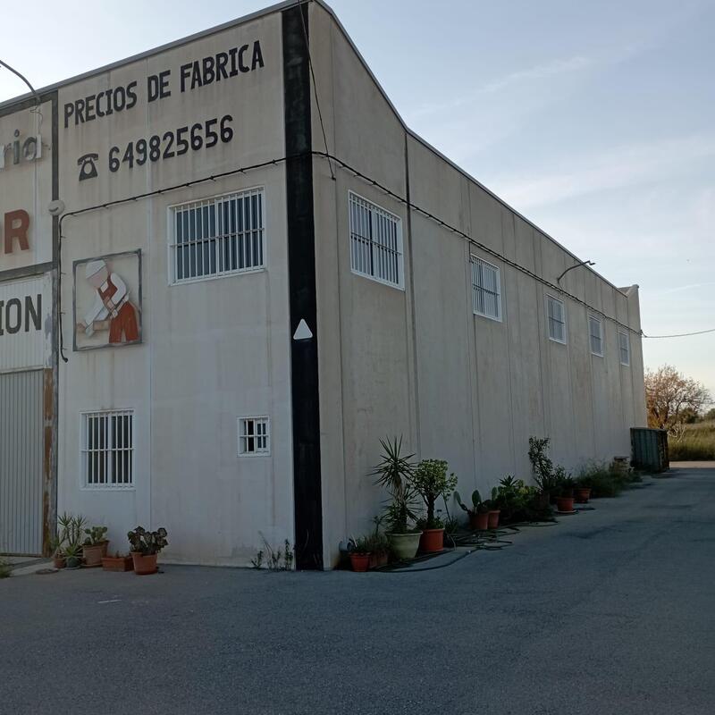 1 Cuarto Local Comercial en venta 1 Cuarto Local Comercial en venta