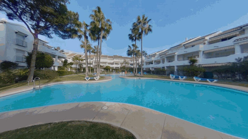 Apartment for sale in Estepona, Málaga