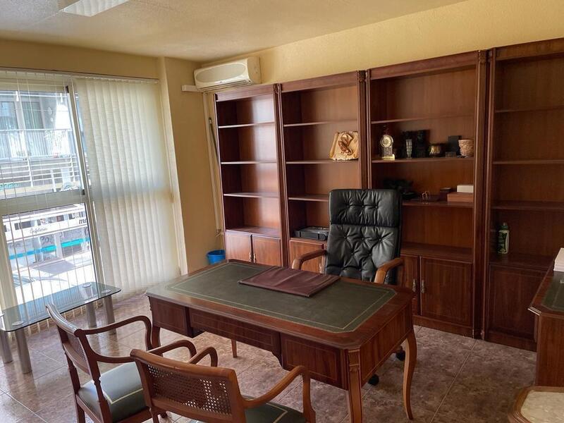 Commercial Property for sale in Almoradí, Alicante