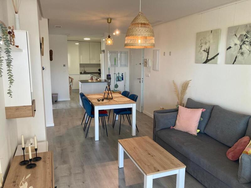 2 bedroom Apartment for sale