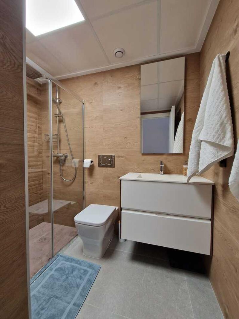 3 slaapkamer Gezinswoning Te koop