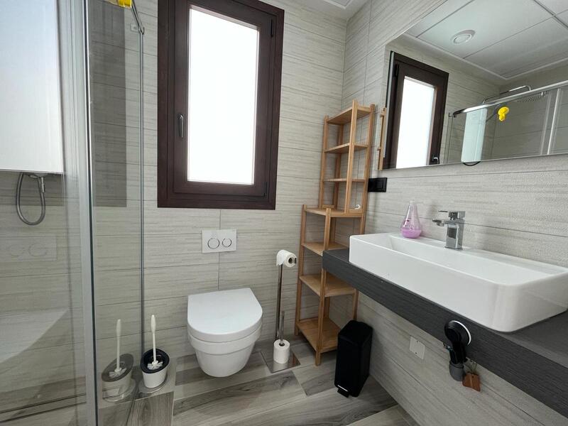 3 Schlafzimmer Villa zu verkaufen 3 Schlafzimmer Villa zu verkaufen