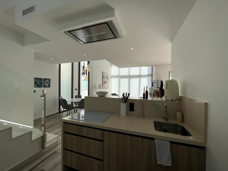 3 Schlafzimmer Villa zu verkaufen 3 Schlafzimmer Villa zu verkaufen