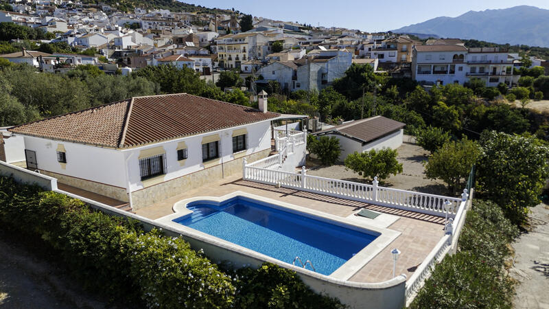 Villa til salgs i Periana, Málaga Villa til salgs i Periana, Málaga