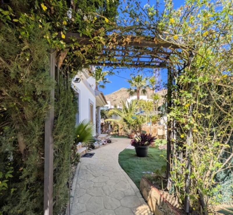 3 спальная комната вилла продается 3 спальная комната вилла продается