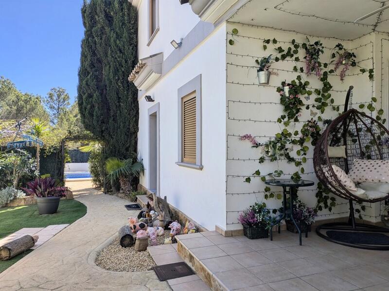 3 спальная комната вилла продается 3 спальная комната вилла продается