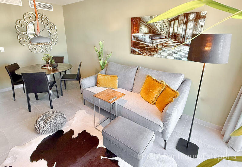 2 slaapkamer Appartement Te koop 2 slaapkamer Appartement Te koop