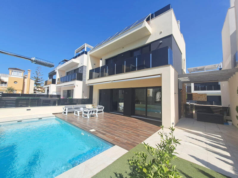 Villa till salu i Orihuela Costa, Alicante