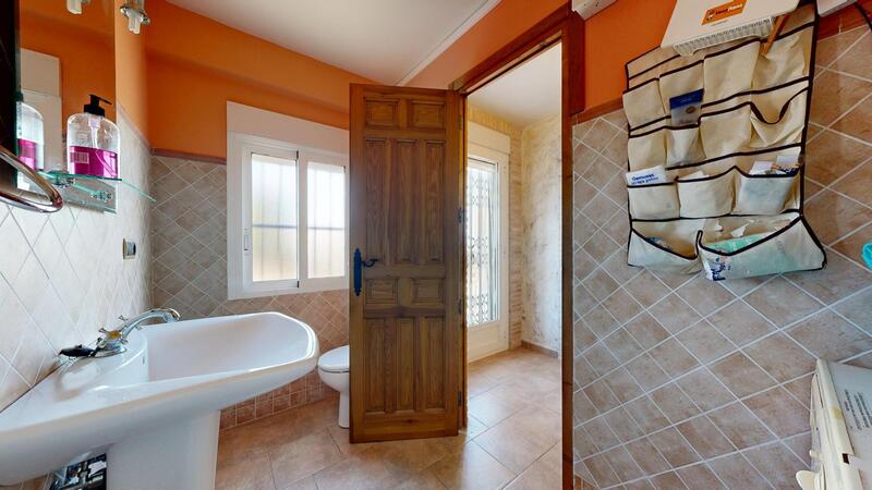 4 спальная комната вилла продается 4 спальная комната вилла продается