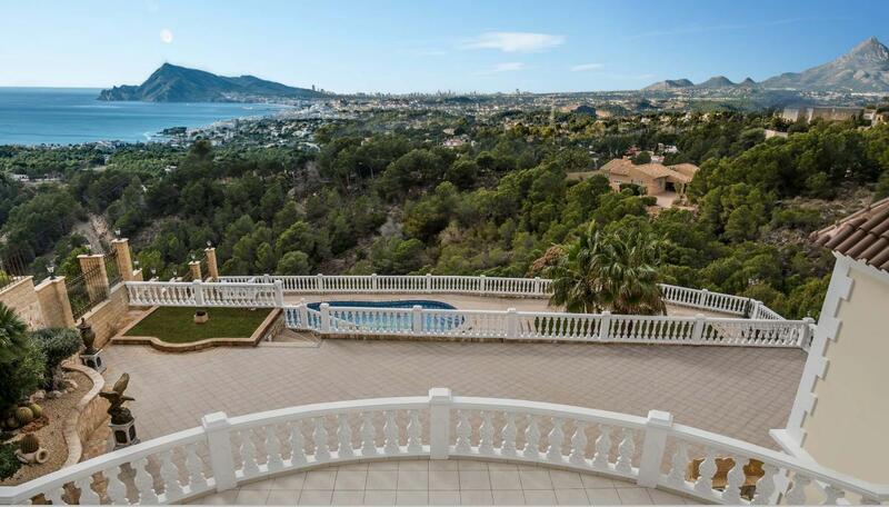 4 bedroom Villa for sale