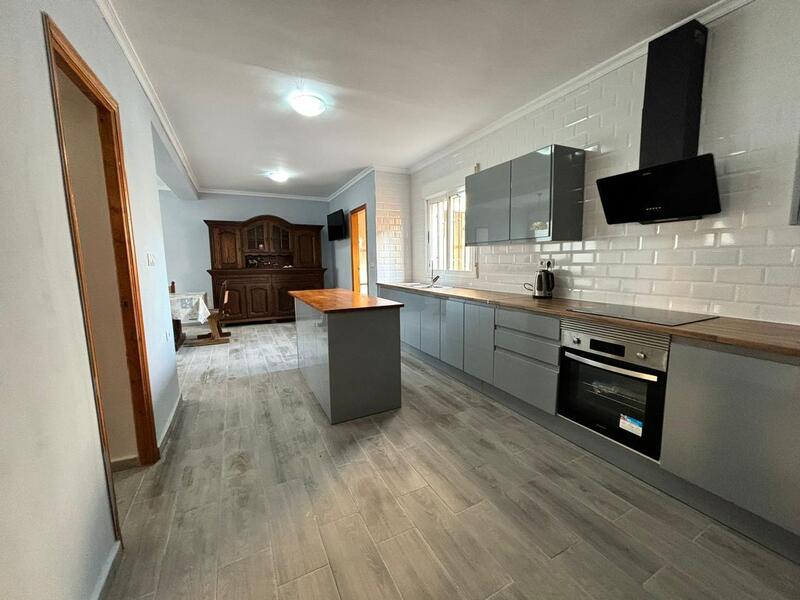 5 bedroom Villa for sale