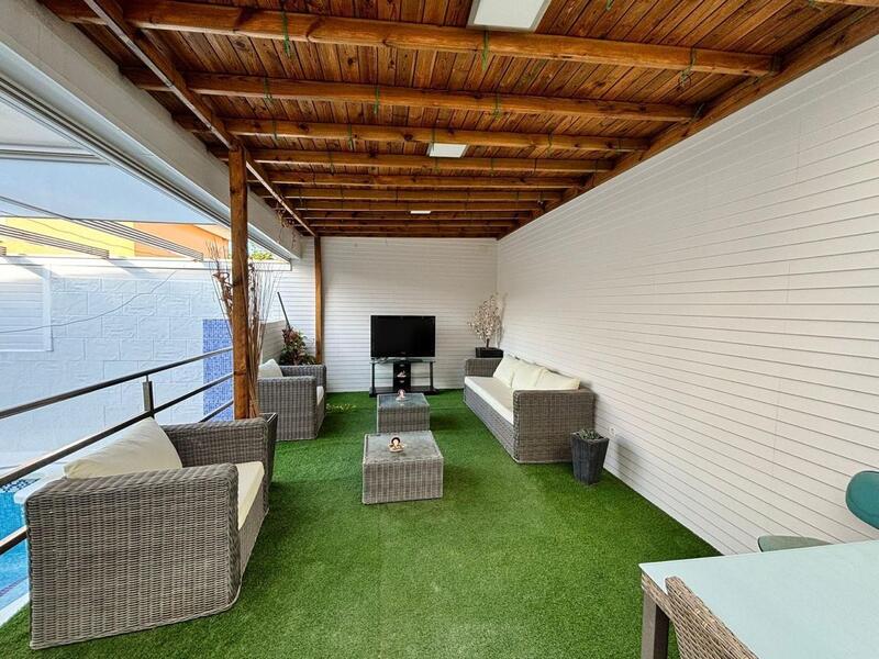 5 bedroom Villa for sale