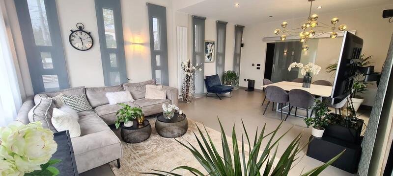 4 bedroom Villa for sale