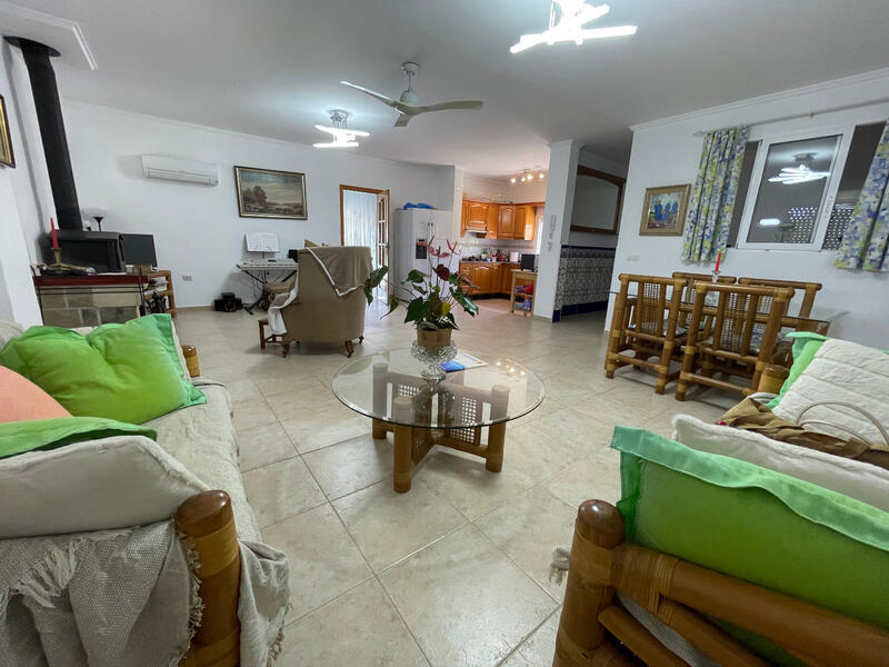 4 bedroom Villa for sale 4 bedroom Villa for sale