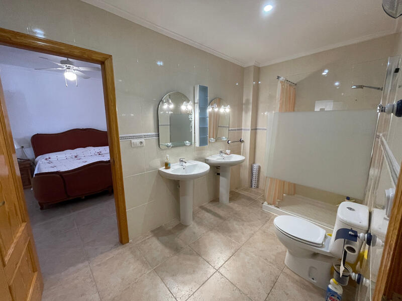 4 bedroom Villa for sale 4 bedroom Villa for sale