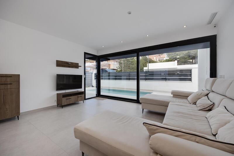 3 bedroom Villa for sale 3 bedroom Villa for sale