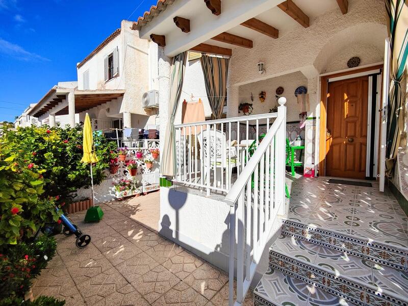 2 bedroom Townhouse for sale 2 bedroom Townhouse for sale