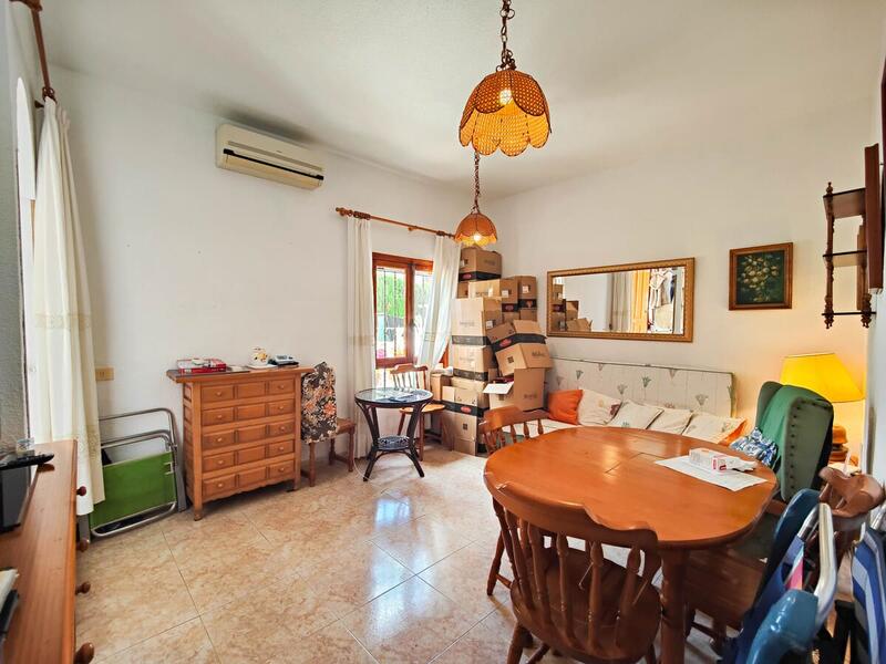 2 bedroom Townhouse for sale 2 bedroom Townhouse for sale