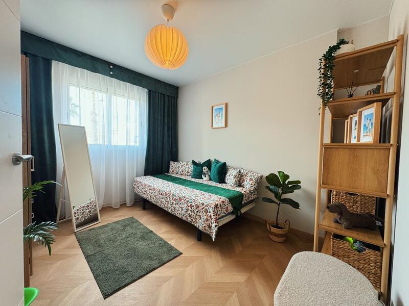 3 спальная комната городская тюрьма продается 3 спальная комната городская тюрьма продается